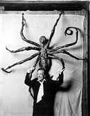 Louise Bourgeois in ihrem Atelier, 1996