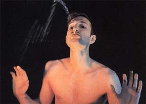 Bruce Nauman: Portrait of the Artist as a Fountain (Ausschnitt). 1968